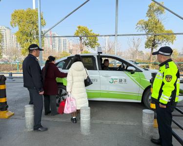 市交通运输综合执法大队：多点发力筑牢春运平安防线