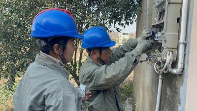 以坚守点亮万家灯火