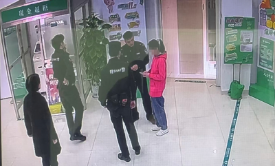 火眼金睛识诈骗 警银联动阻骗局