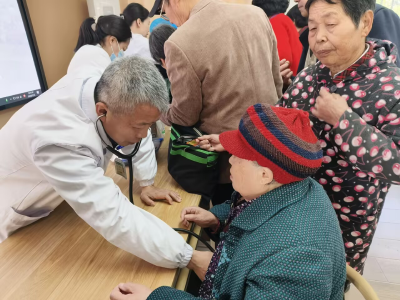 护“肾”健康 义诊同行