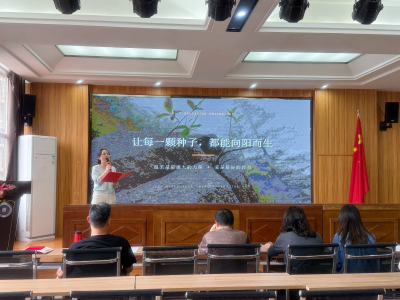 下冯小学：弘扬师德师风 讲述育人初心