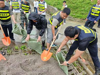 灵乡镇开展防汛应急演练 淬炼干部实战能力