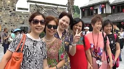 外地客纷至沓来  莫愁村游人如织