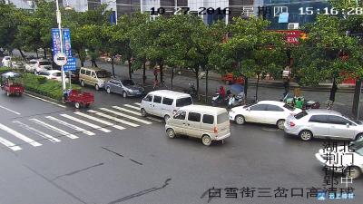 随意乱停靠车牌曝光