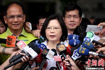 上台将满1年满意度大跌 蔡英文：因民众没有耐性