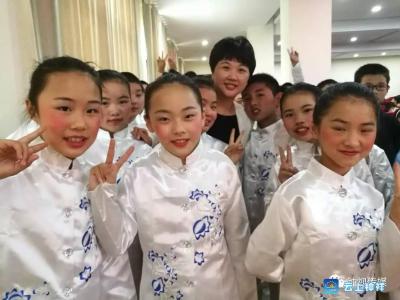 新堤小学：论美貌你是赢不了我的！ 