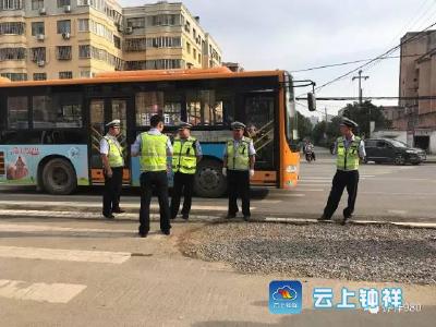 【直击钟祥六大考点现场】高考，高高兴兴的考试！