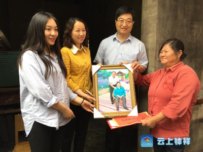 钟祥市石牌镇居民邹爱华获 “感动荆楚十佳母亲”