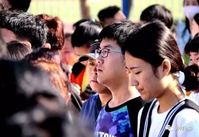那些年，青春流淌在字里行间；今天，愿韶华不负梦归处！