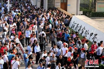2017年全国高考今将结束 多地公布放榜时间