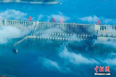 强降雨持续盘踞江南：湘江汛情严峻 今起雨势减弱