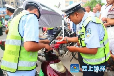 钟祥市公安局城区交通秩序集中整治行动8月23日战况通报