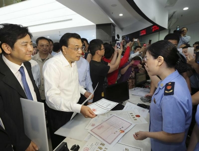 李克强谈优化营商环境：既不忘老本事，更学习新本领
