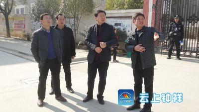 局领导调研柴湖教育