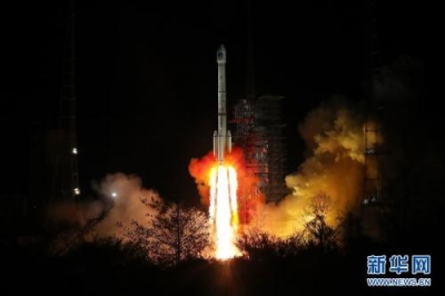 中国成功发射两颗北斗三号卫星 将与此前6颗组网运行