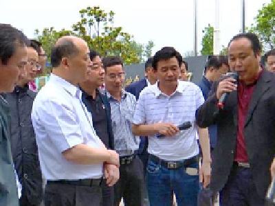 全省“三夏”农机化生产现场推进活动在钟祥举行