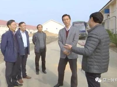 郭志泉检查督办非洲猪瘟防控、秋季粮食收储及卫生乡镇创建工作