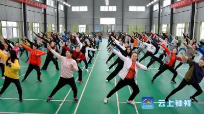 钟祥市开展“工间操”培训助推全民健身活动