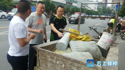 170根隔离桩让占道者无路可行