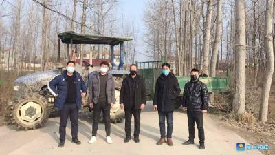 柴湖镇凌楼村党员突击队来了！13名年轻党员挺身而出！