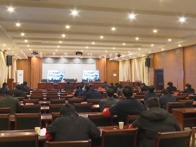何平强调 全力查找问题 狠抓薄弱环节 紧盯清零目标 打好钟祥保卫战
