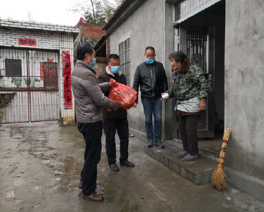 “扶贫尖兵”刘晓林探亲助力家乡抗疫