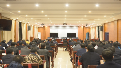 何平要求：落岗落责 落实落细 全力以赴做好疫情防控工作