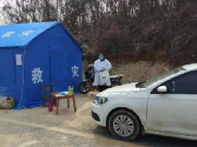 【让党旗在防疫一线高高飘扬】 点赞！申请上一线的护士！