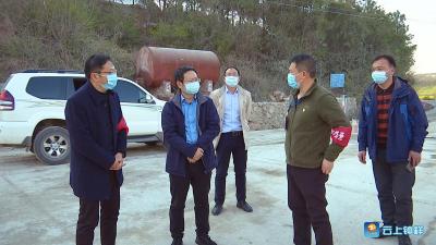 何平强调：落细落实帮扶政策  全力以赴推动工业企业复工复产