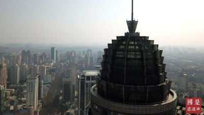 疫情中摔跤的中国楼市会因为美联储放水迅速爬起来么？ 