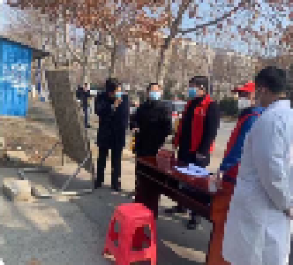 白衣伉俪 同心战“疫”