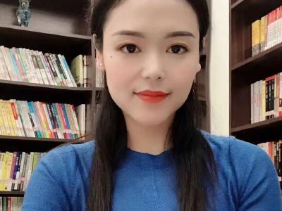 《月光下的中国》 