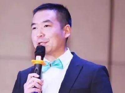 《那盏叫父亲的灯》 