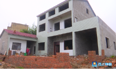 柴湖镇新联村贫困户王永新：摘掉“穷帽子”  住上新房子