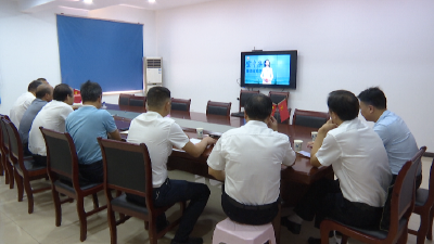 清风送爽 廉音荡漾 钟祥市各单位组织收看“空中廉线”廉政诗文朗诵会