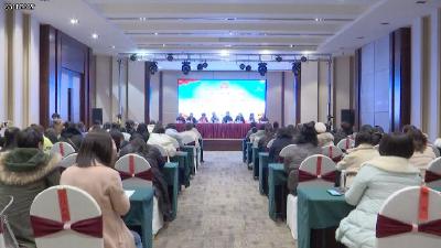 省妇联向钟祥市发放农村贫困母亲 “两癌”救助金34万元
