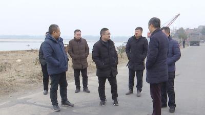 何平调研巡查南泉河 浰河环境治理工作