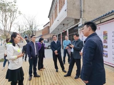 互惠共赢！华中农业大学马克思主义学院与客店镇共建研究生培养实践基地