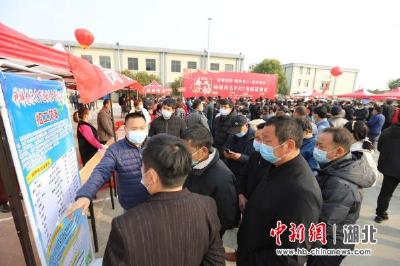湖北钟祥在为群众办实事中检验学习成效