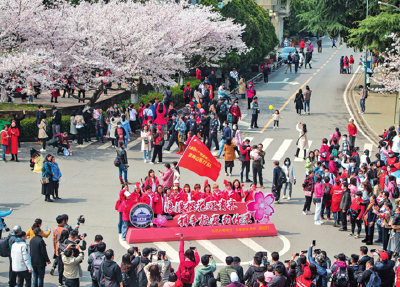瞭望丨武汉涅槃重生