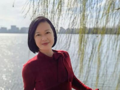 钟祥市朗诵协会会员 李 丽 朗诵 《月光下的中国》|| 作 者: 欧 震