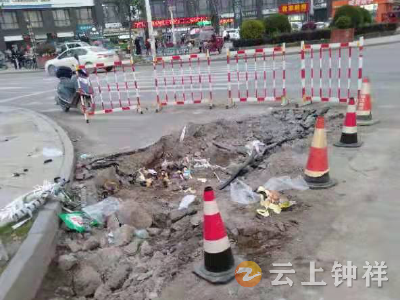 “失明”路灯重放光明，点亮民心！