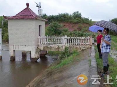 长寿镇：吹响监督“集结号”拧紧防汛“安全阀”