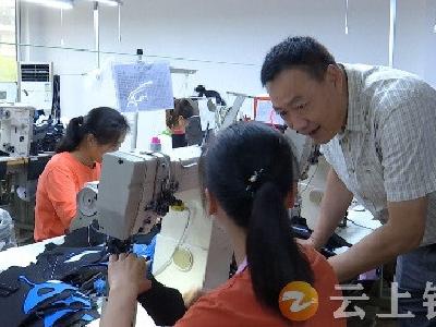 省易迁办在钟祥调研易地扶贫搬迁安置区安全检查及后续扶持工作