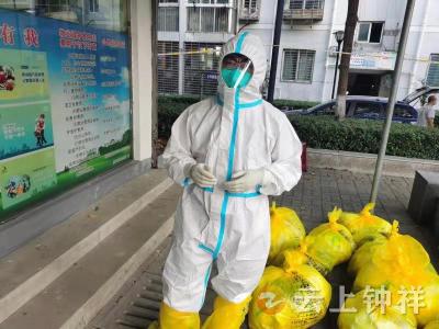 市人民医院医生银恭畅援荆随笔
