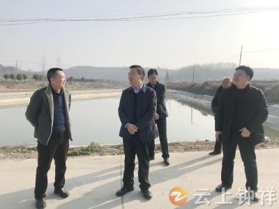 王小庆到张集镇宣讲党的十九届六中全会精神