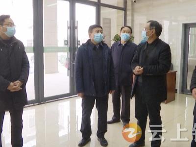 粟建湘在柴湖镇检查疫情防控工作