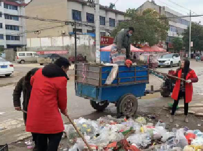 整治环境 网格员在行动