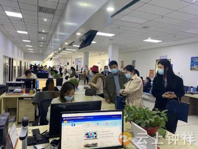 省专家调研钟祥基本公共就业服务标准化专项试点工作
