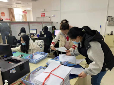 主动作为优服务 短信告知解民忧